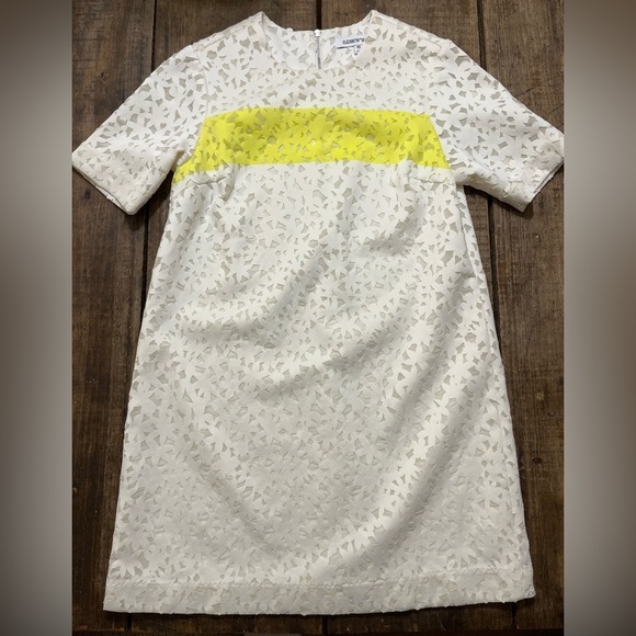 💖 Elizabeth and James Chelle Shift Dress | Laser Cut Lace | White & Neon | XS - Picture 2 of 10